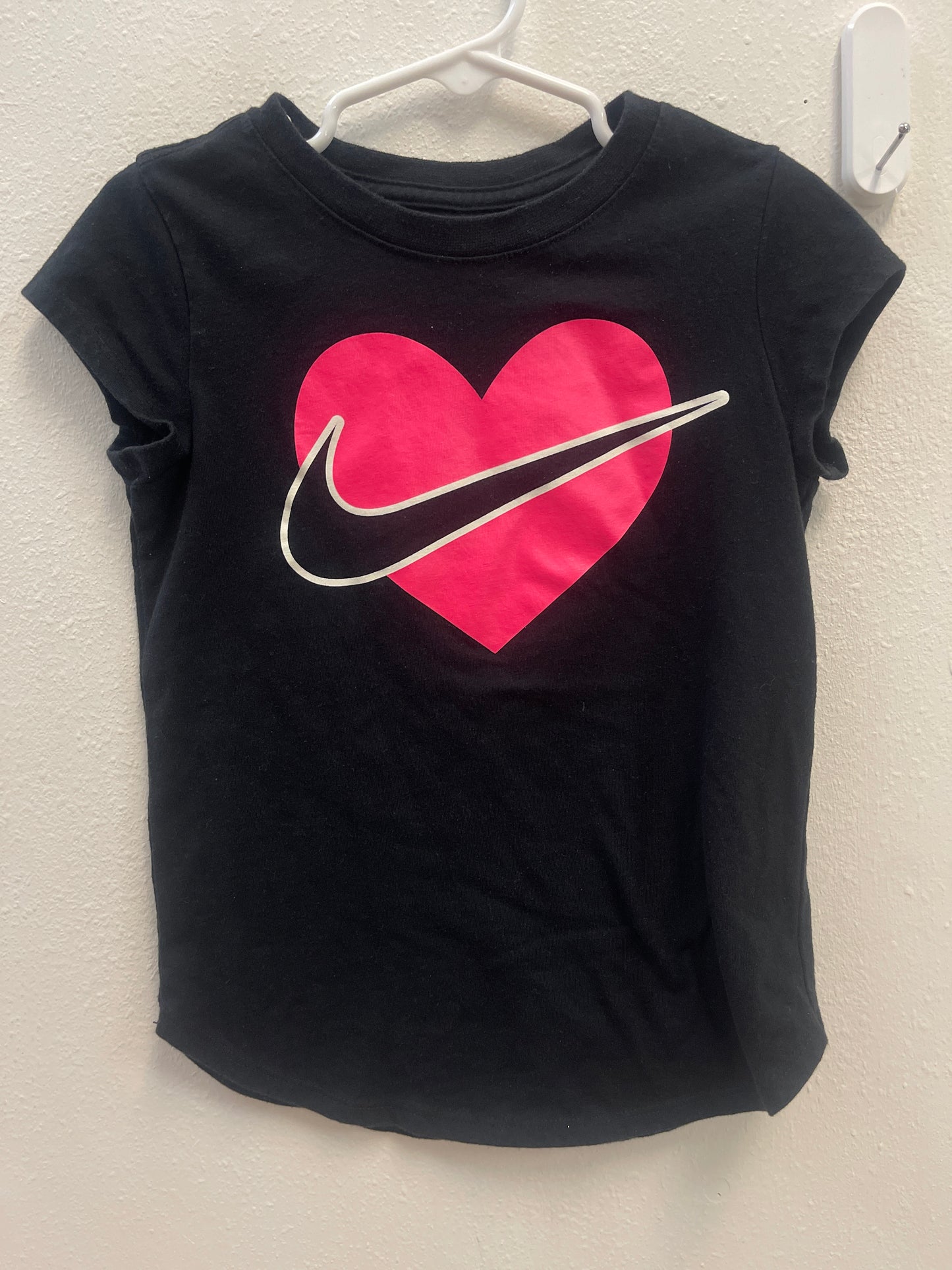 6 Nike Black + Pink Heart Tee