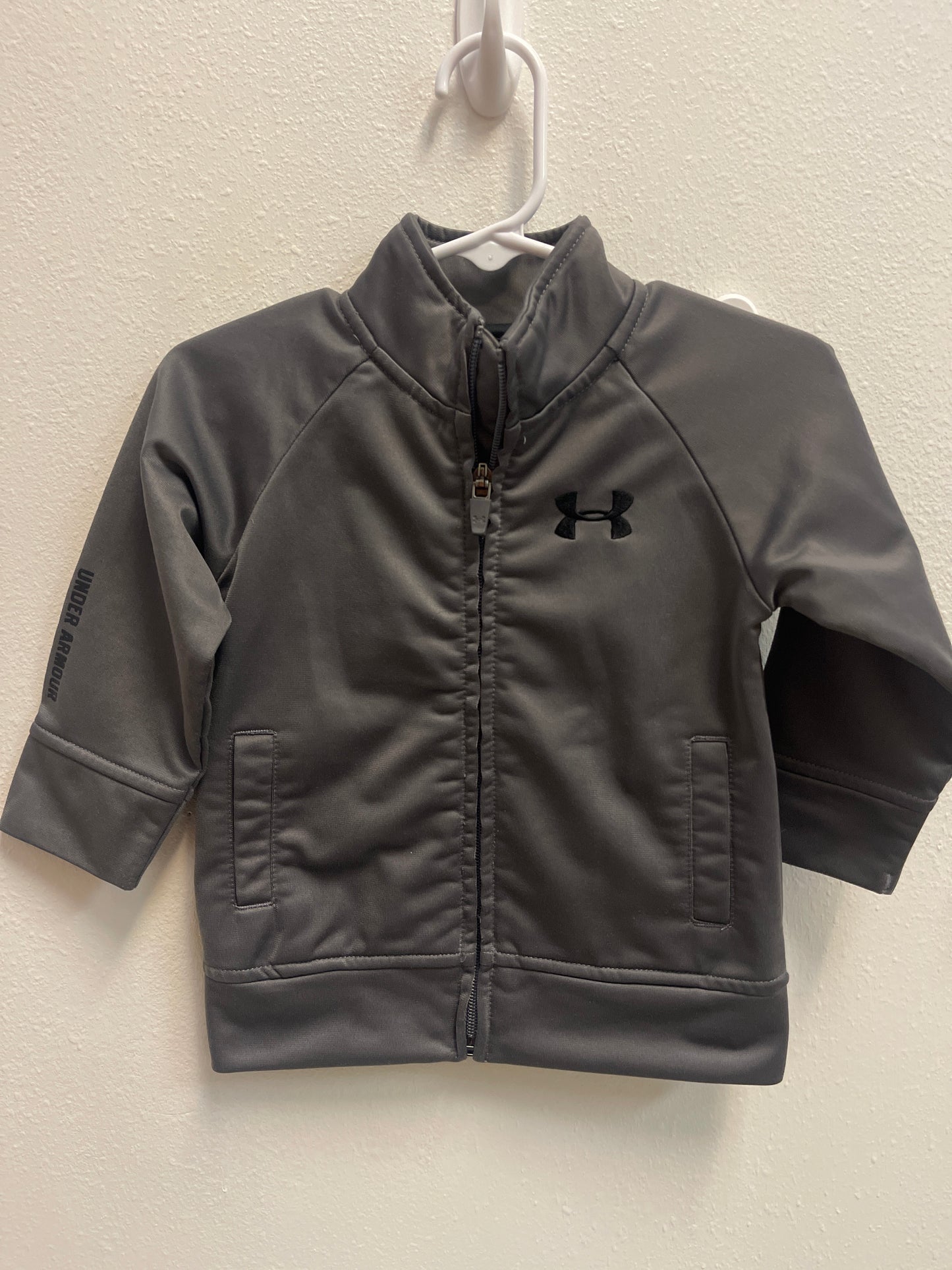 12m Under Armour Dark Gray Zip