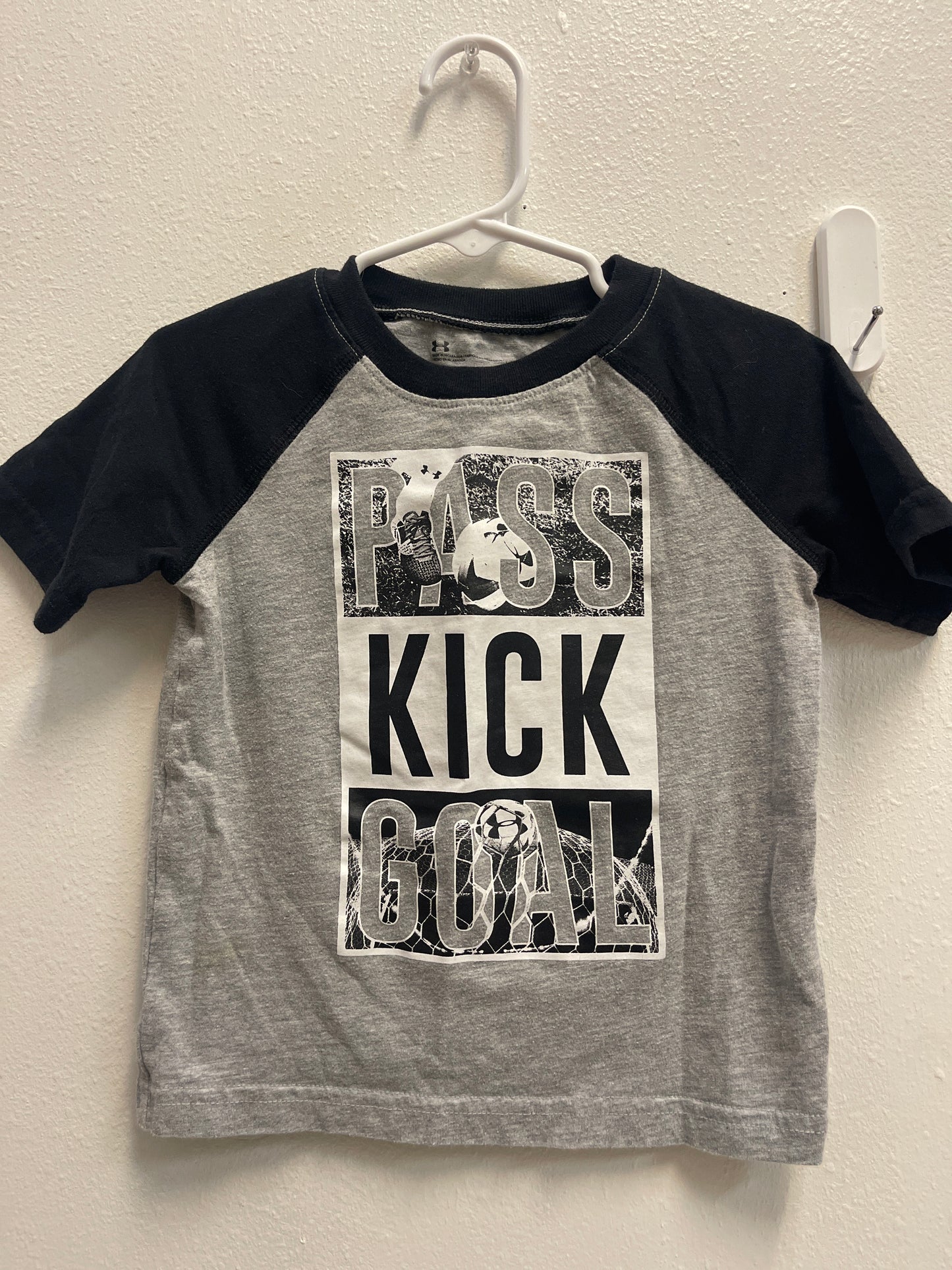 3t Under Armour Pass Kick Goal Tee