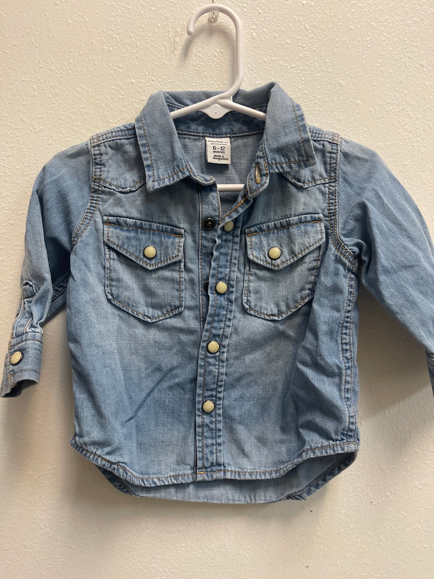 6/12m Baby GAP Denim Button Down