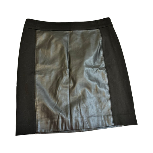 8P Faux Leather Skirt