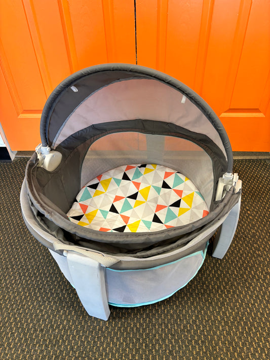 Fisher-Price Portable Bassinet Baby Dome STORE PICK UP ONLY